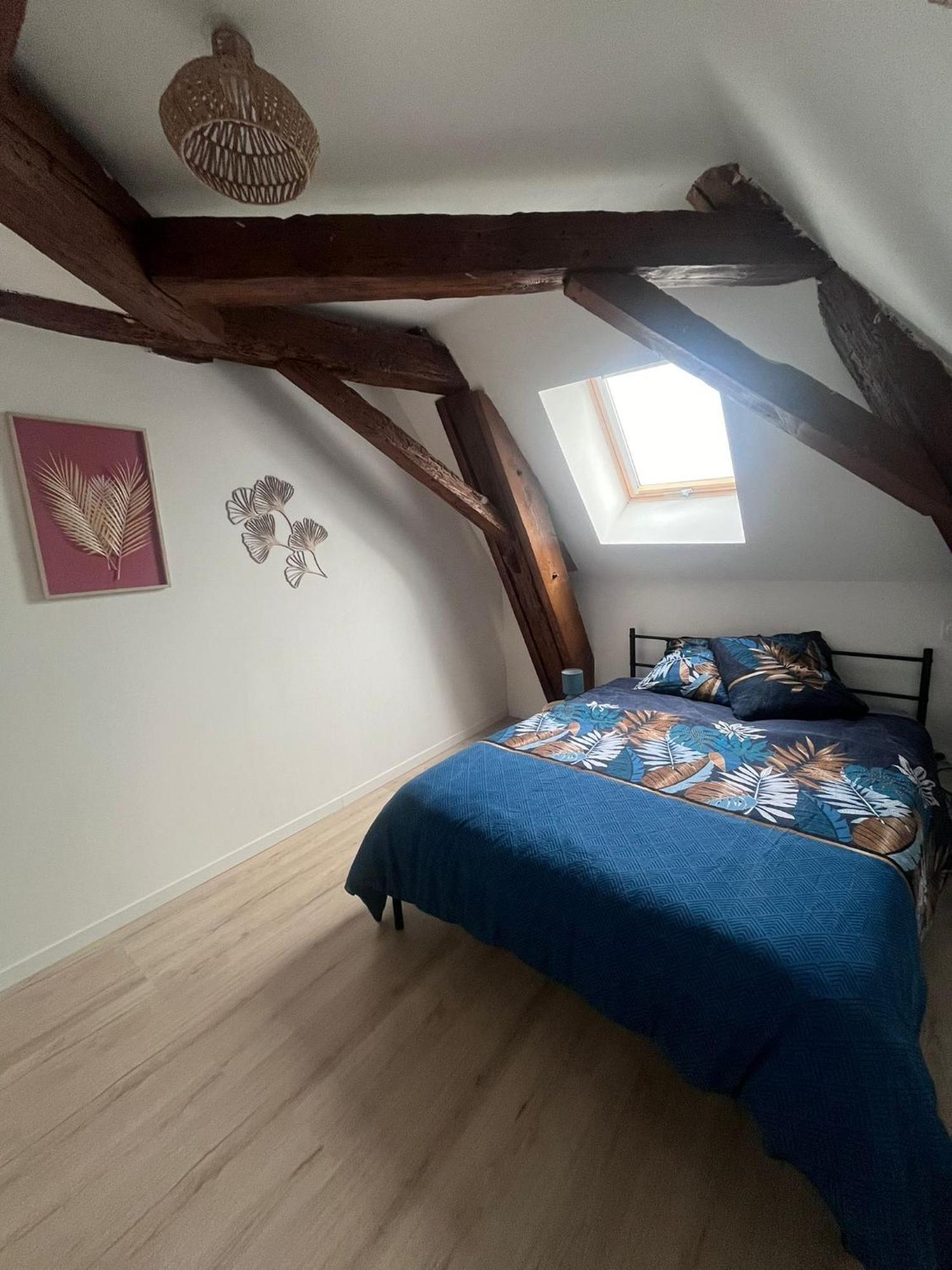 L'Evasion Urbaine - Parking Gratuit - Entree Autonome - Wifi Apartment Chatellerault Exterior photo